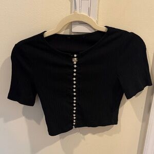 Black Pearl Button Women's Crop Top